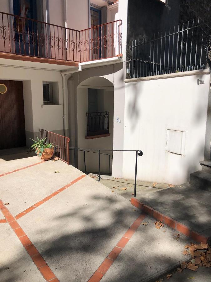 Au Coeur De Ville Avec Terrasse Ceret Exterior photo